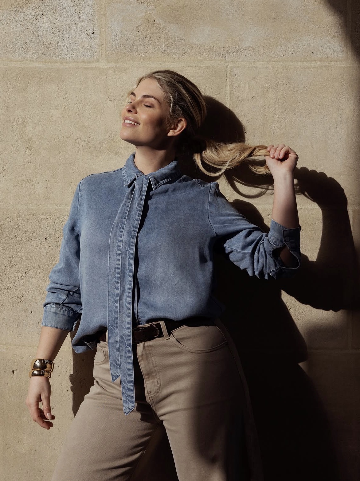Denim blouse met strik